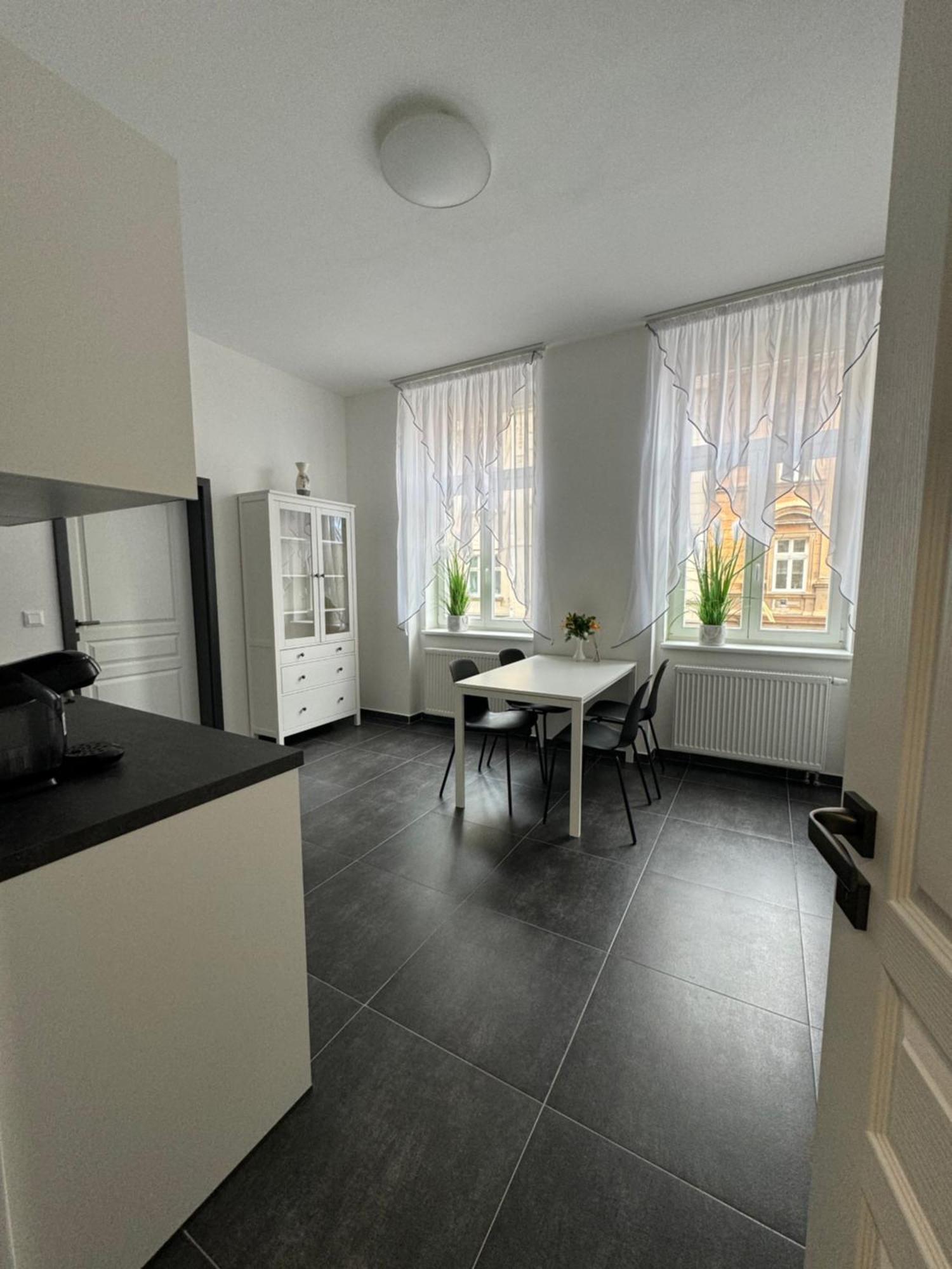 Top Class Apartments In Carlsbad Bulharska Street Karlowe Wary Zewnętrze zdjęcie